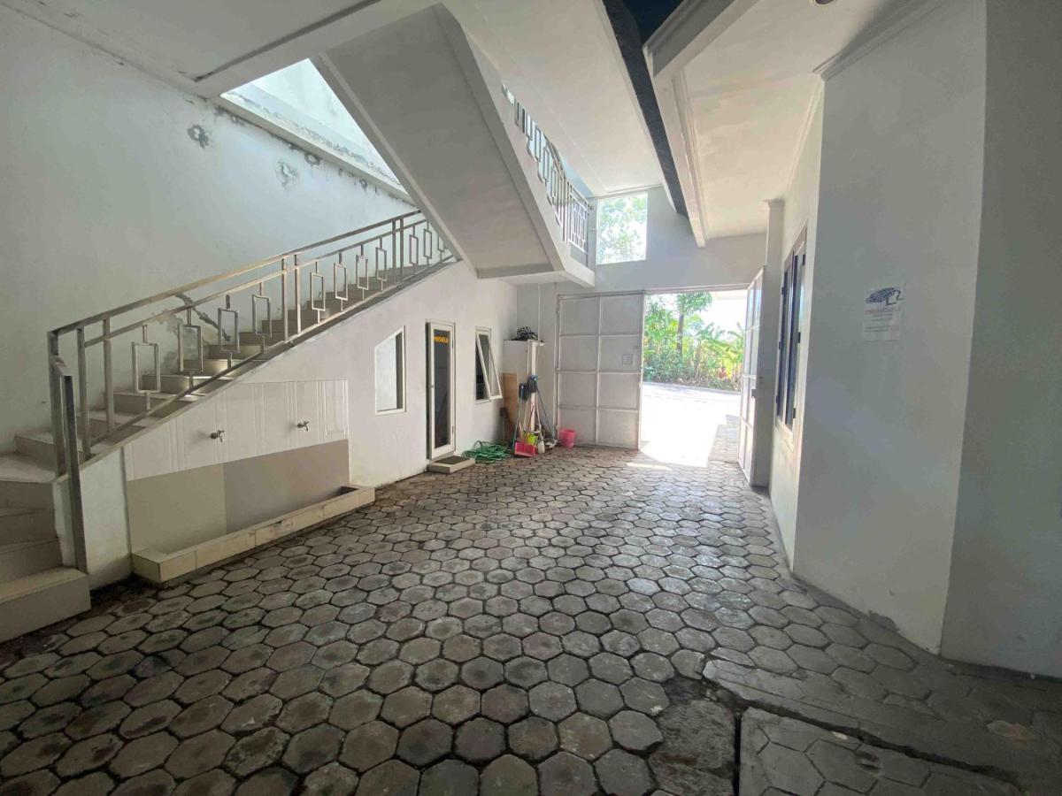 Ana Inn Ambarawa Mitra Reddoorz سيمارانغ المظهر الخارجي الصورة